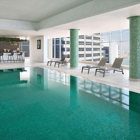 Element By Westin West Bay Doha Hotel Exterior photo The swimming pool at the hotel