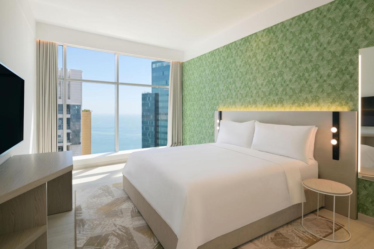 Element By Westin West Bay Doha Hotel Exterior photo A bedroom at the hotel
