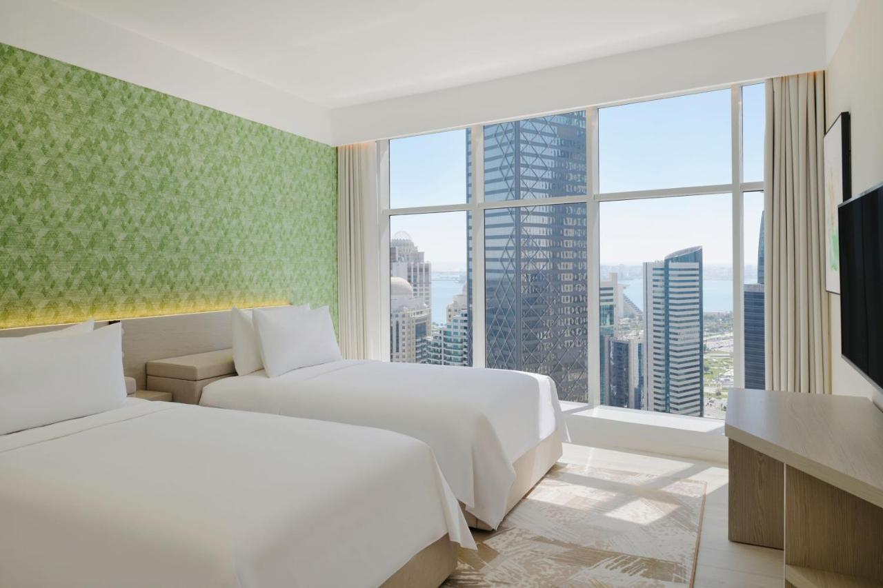 Element By Westin West Bay Doha Hotel Exterior photo A guest room at the hotel